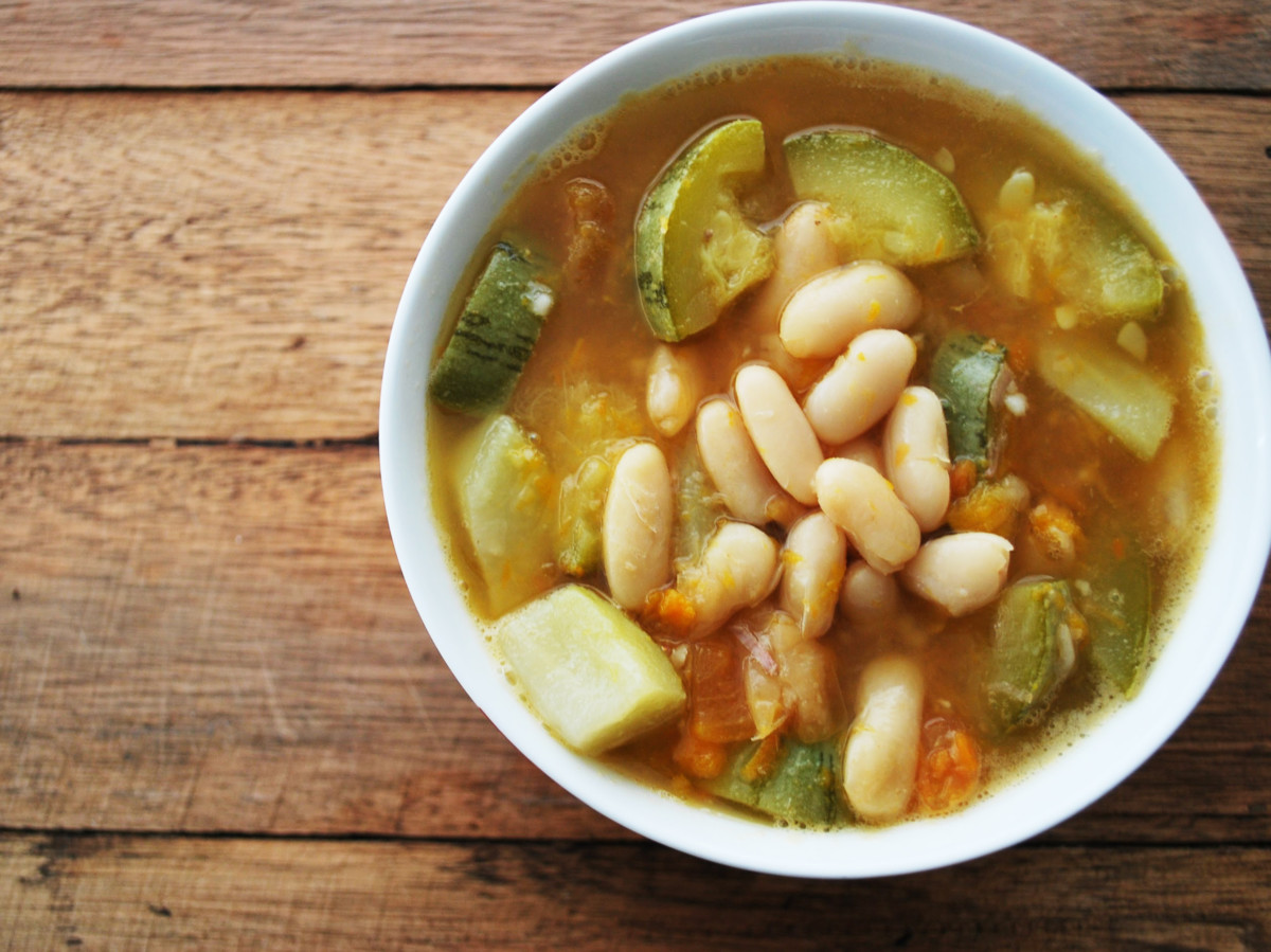 Sopa de feijão branco