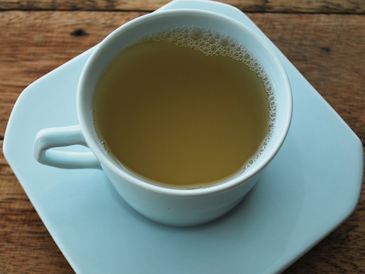 Chá de casca de abacaxi