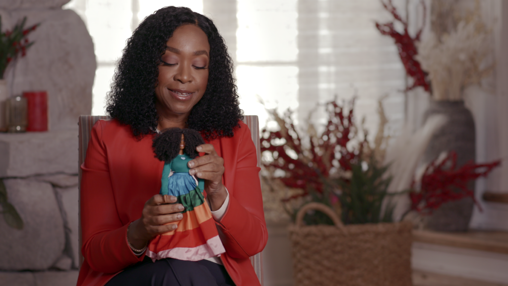 Shonda Rhimes é uma das entrevistadas e produtora do documentário Black Barbie